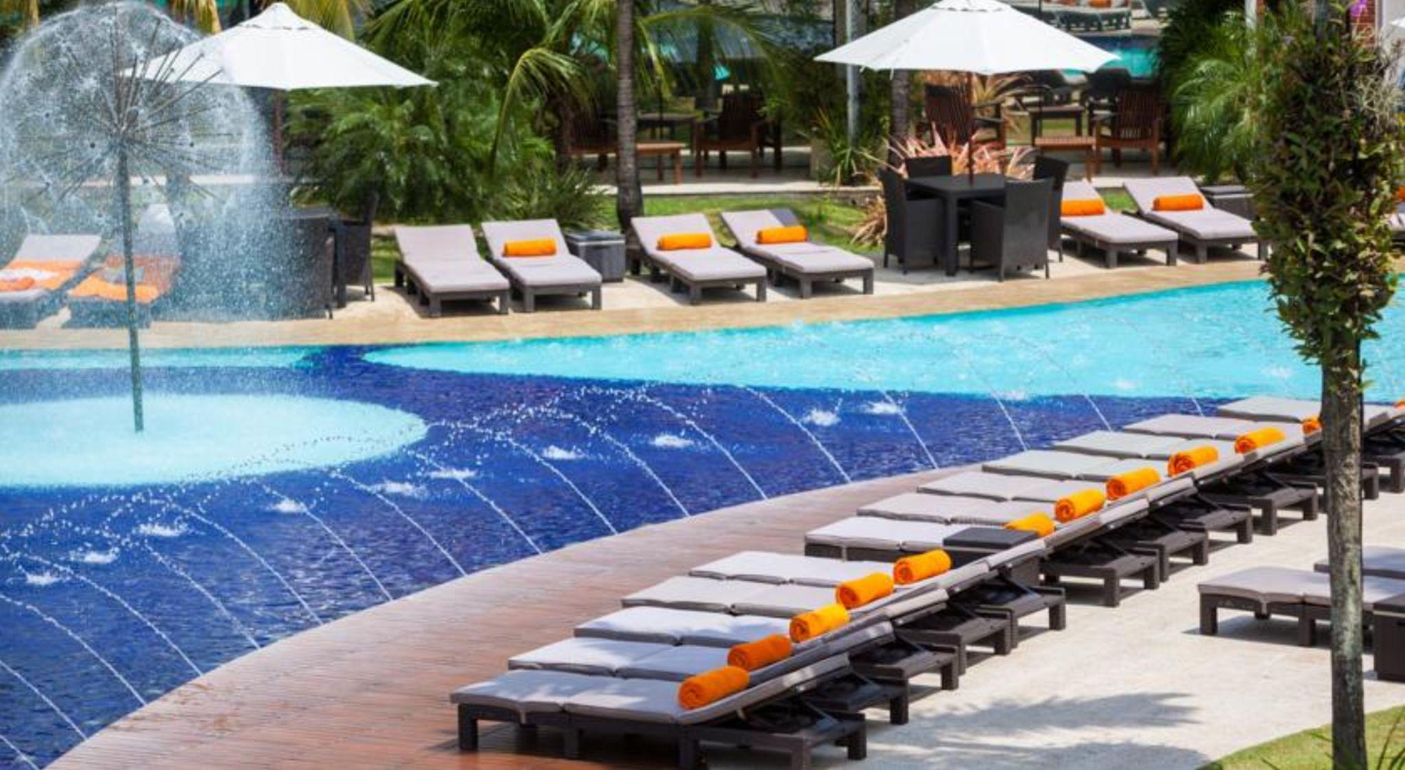 โลส ตาฆีโบส โฮเต็ล แอนด์ คอนเวนชั่น เซ็นเตอร์ Hotel ซานตาครูซเดอลาเซียร์รา ภายนอก รูปภาพ